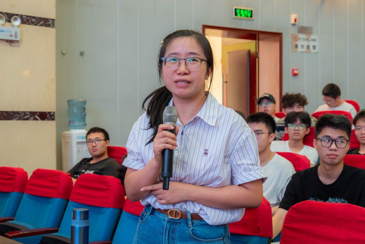 珠峰大讲坛”第六十八期张继平院士讲座成功举办-成都理工大学